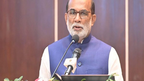 অ্যান্টিবায়োটিকের অপব্যবহার বন্ধে কঠোর অবস্থানে সরকার