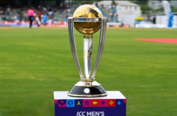 বিশ্বকাপের টিকিট না পেয়ে থানায় অভিযোগ বিশ্বকাপের টিকিট না পেয়ে থানায় অভিযোগ