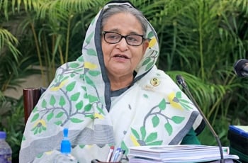 অর্থনীতি ঠিক রাখতে ব্যবসায়ীদের সহযোগিতা চাইলেন প্রধানমন্ত্রী