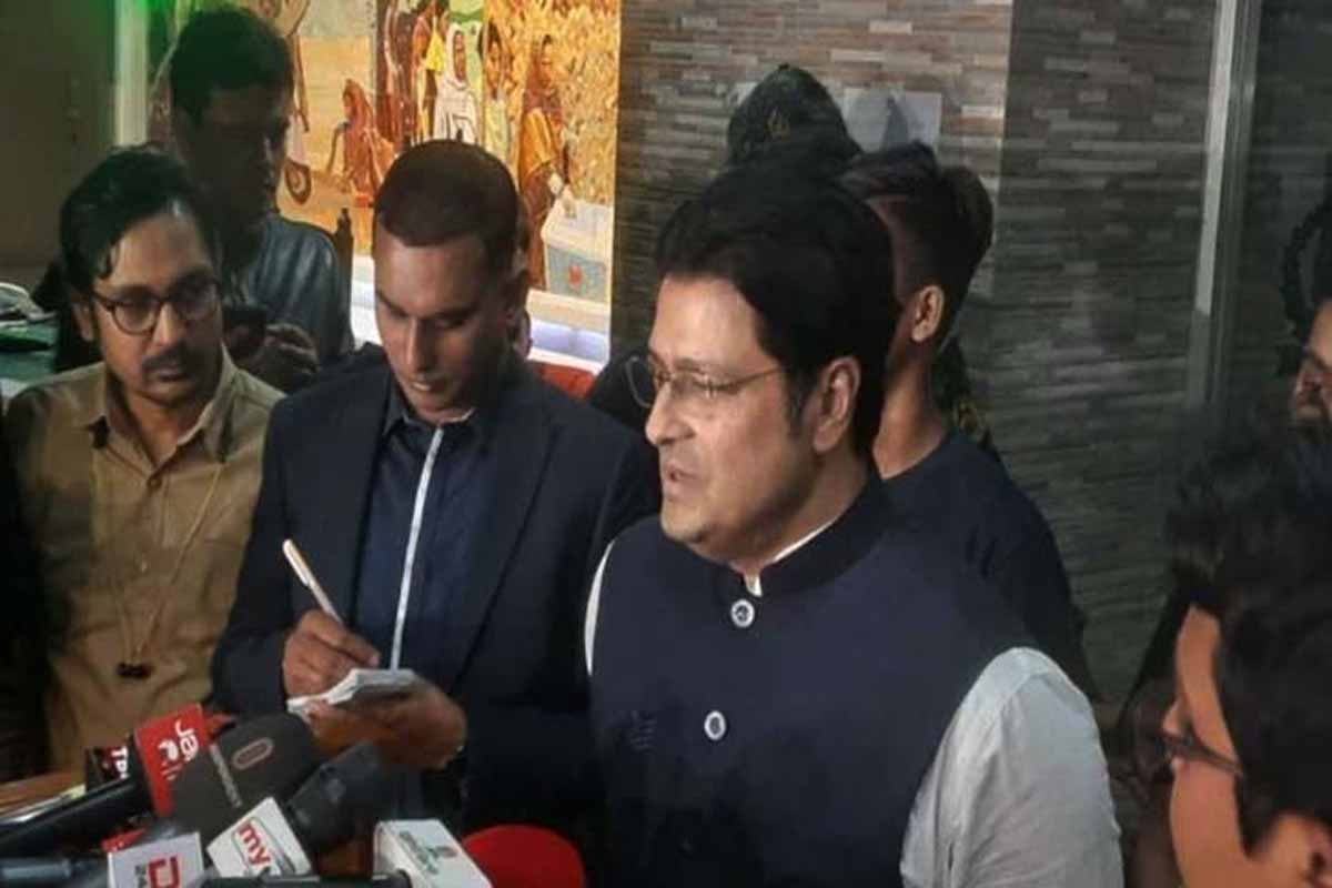 মানুষ অবরোধের রাজনীতি পছন্দ করে না: ফেরদৌস