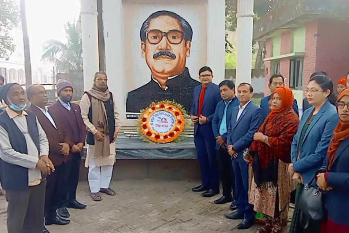 নড়াইলে যথাযোগ্য মর্যাদায় মহান বিজয় দিবস পালিত