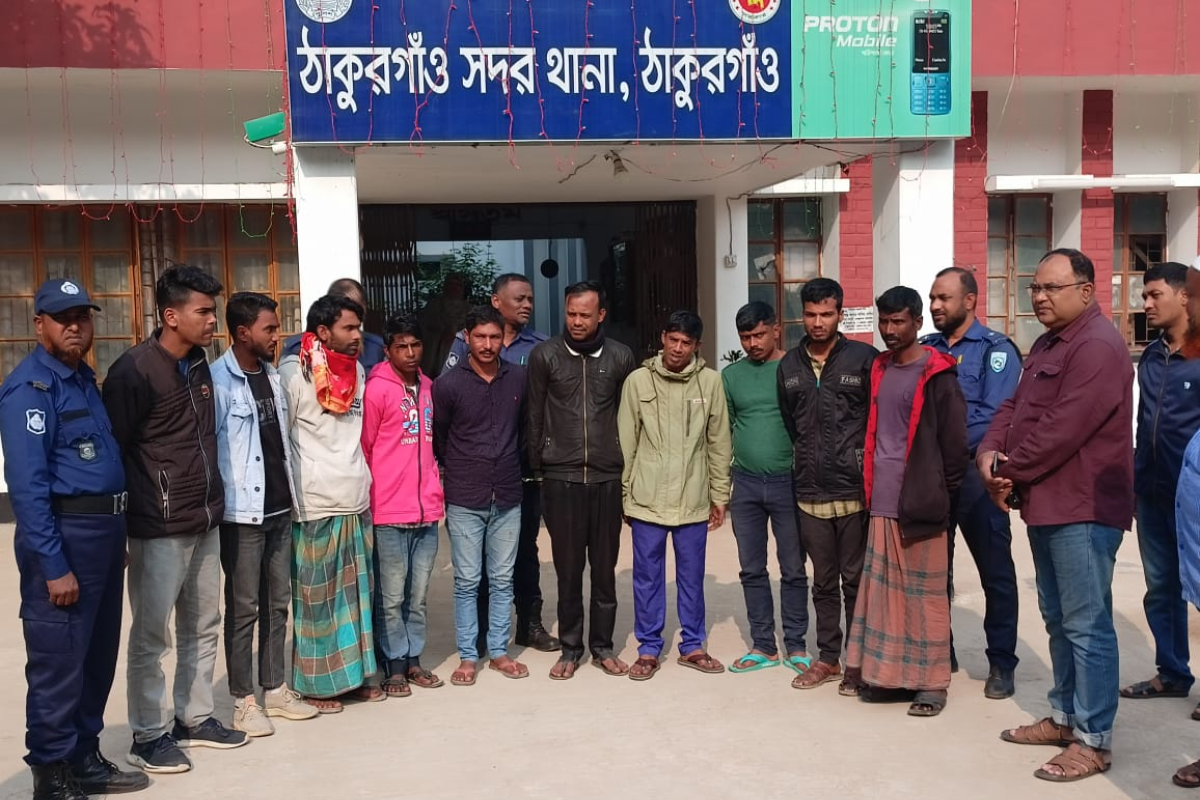 ঠাকুরগাঁওয়ে পরোয়ানাভুক্ত ১২জন ও নিয়মিত মামলার ২ জনসহ মোট ১৪ জন আসামি গ্রেফতার