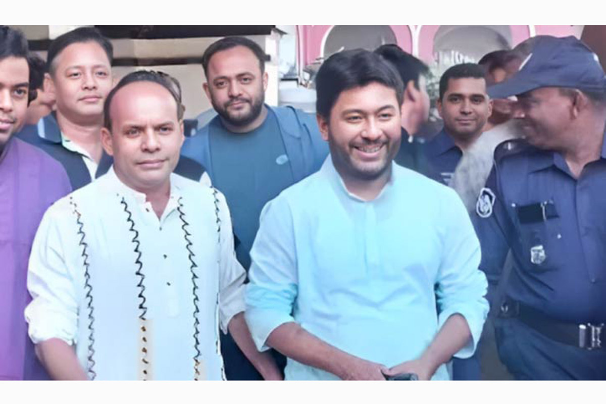 সবাই মিটিং-মিছিল করলো, শোকজ খাইলাম আমি আর সাকিব: নিক্সন চৌধুরী