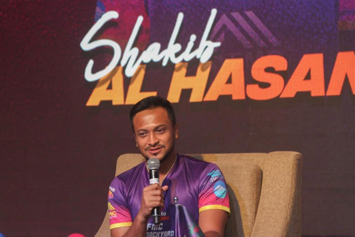 দুবাই গেলেন সাকিব