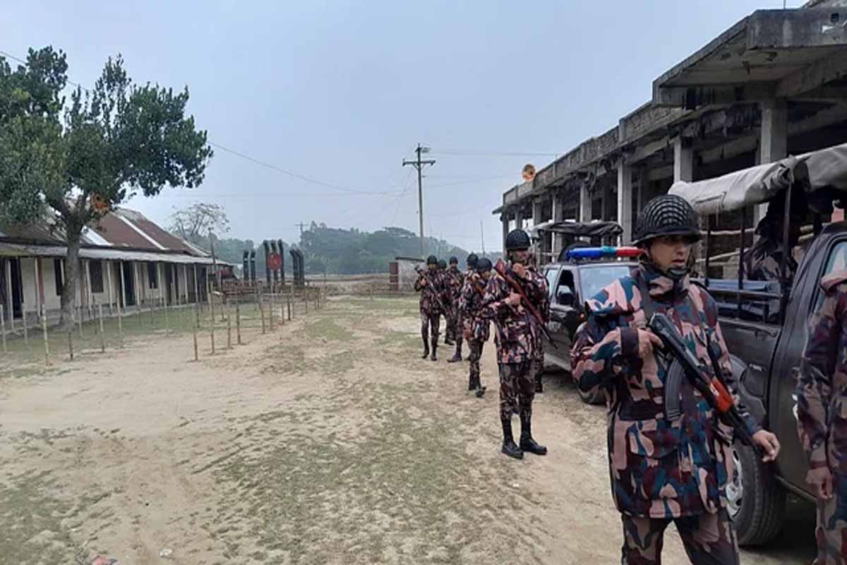 স্থগিত কেন্দ্রের ভোট কাল, থাকছে ১২ সিসি ক্যামেরা
