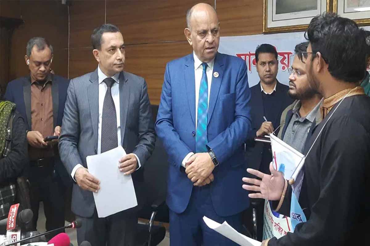 বিদেশি রোগী টানতে স্বাস্থ্যখাতকে ঢেলে সাজানোর পরিকল্পনা মন্ত্রীর