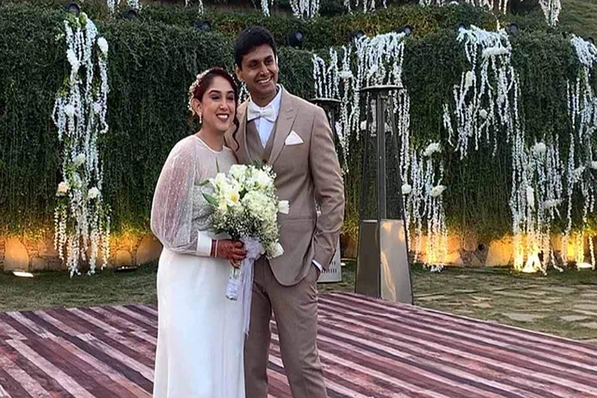 সাদা গাউনে বিয়ের সাজে আমিরকন্যা, নৈশভোজে এলাহি আয়োজন