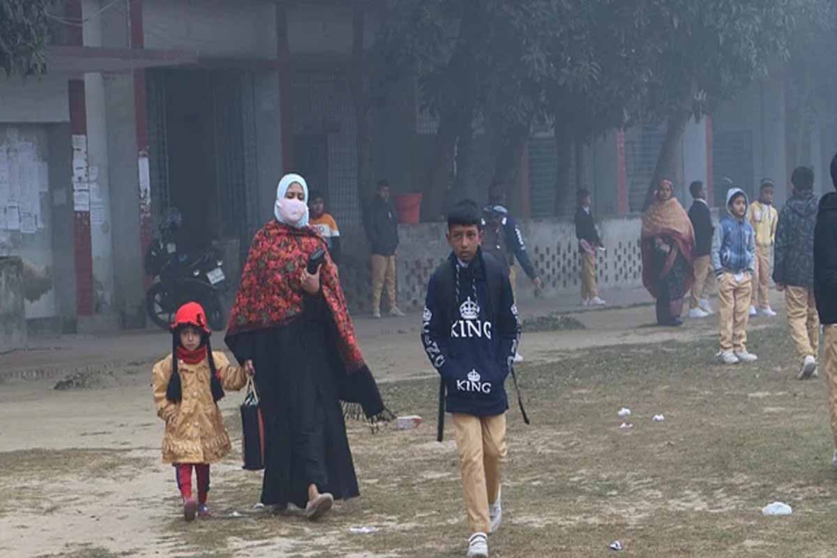 আগামীকাল নওগাঁয় প্রাথমিক ও মাধ্যমিক বিদ্যালয় বন্ধের ঘোষণা