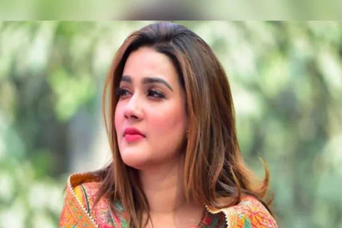 ১৭ কেন্দ্রে একটি ভোটও পাননি চিত্রনায়িকা মাহি