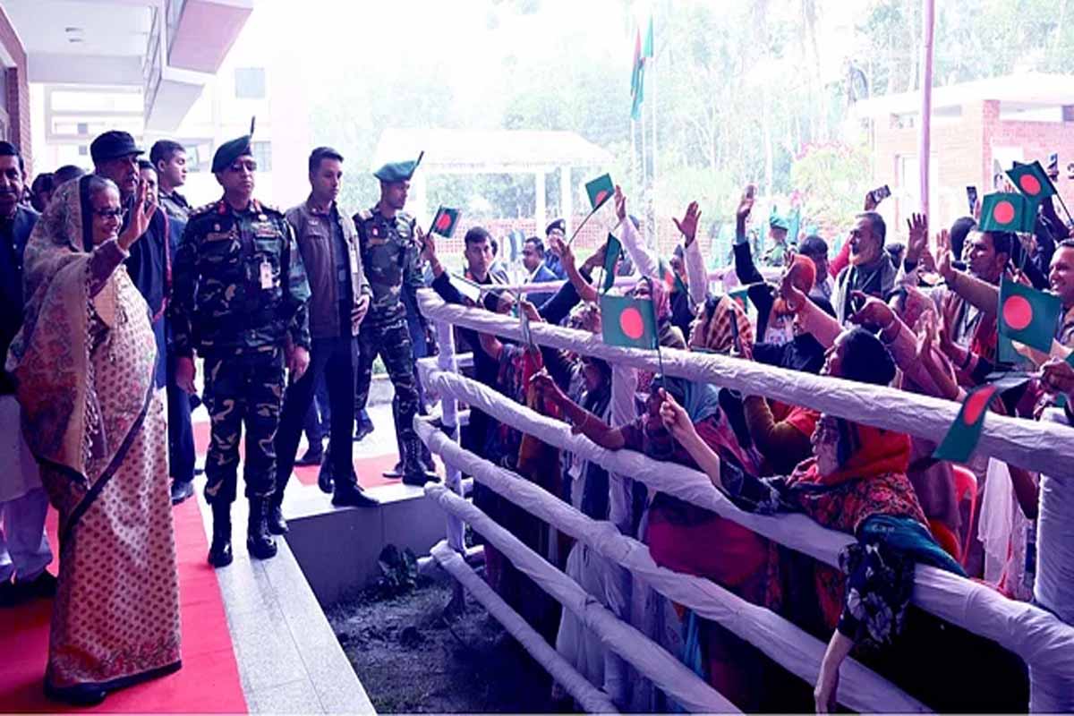 বাংলাদেশের ওপর অনেক দেশের কুদৃষ্টি রয়েছে: প্রধানমন্ত্রী