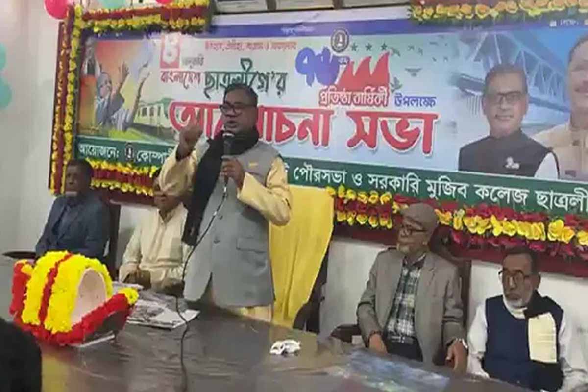 ৭ তারিখে বিশৃঙ্খলা করলে তাঁদের বাড়িঘরে আগুন দেওয়া হবে: কাদের মির্জা