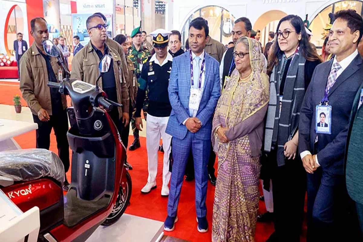 বাণিজ্য মেলায় ওয়ালটন মেগা স্টল পরিদর্শন করলেন প্রধানমন্ত্রী