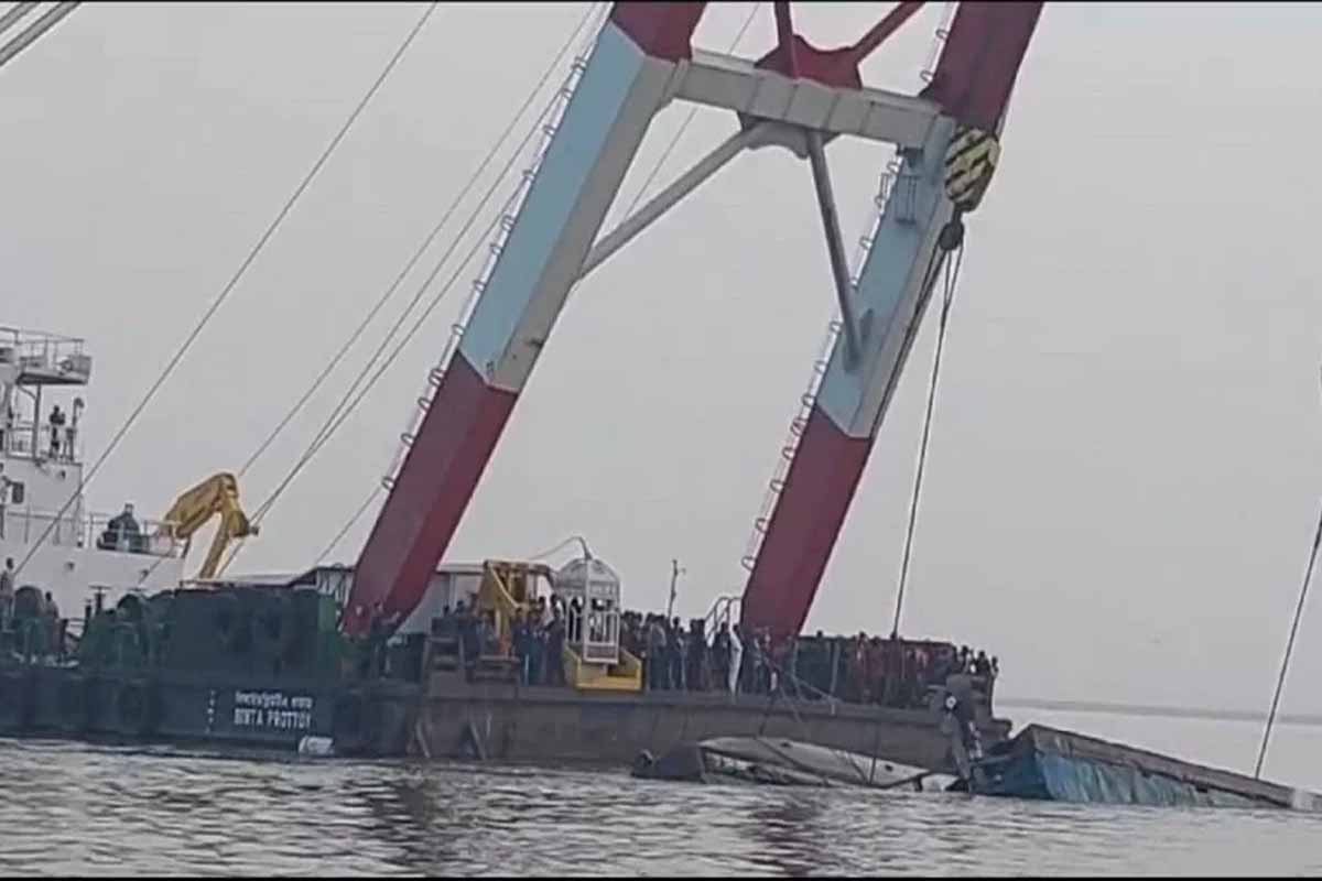 ডুবে যাওয়া ফেরি রজনীগন্ধার দ্বিতীয় মাস্টার আঞ্জুমান বরখাস্ত