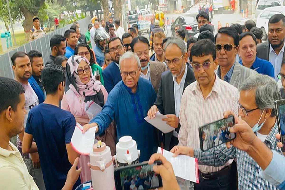 পতাকা বৈঠক করে ছাগল ফেরত দেওয়া শতাব্দীর শ্রেষ্ঠ তামাশা: রিজভী