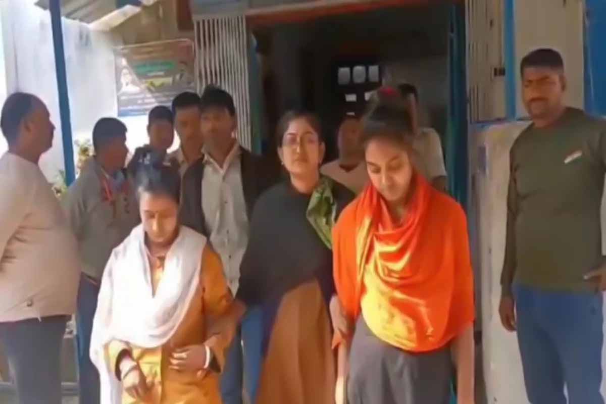 অনুপ্রবেশের দায়ে পশ্চিমবঙ্গে গ্রেপ্তার ১১ বাংলাদেশি