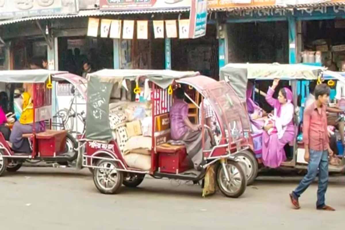 অটোরিকশাকে ‘বাংলার টেসলা’ বললেন বিদ্যুৎ প্রতিমন্ত্রী