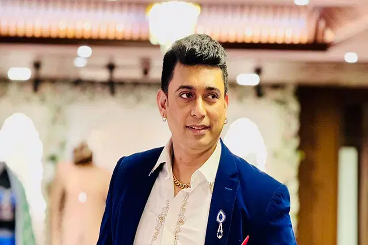 জায়েদ খান বললেন, ‘মেয়েরা এসএমএস দিয়েছে, ‘আপনি হৃদয়টা ভেঙে না দিলেও পারতেন’