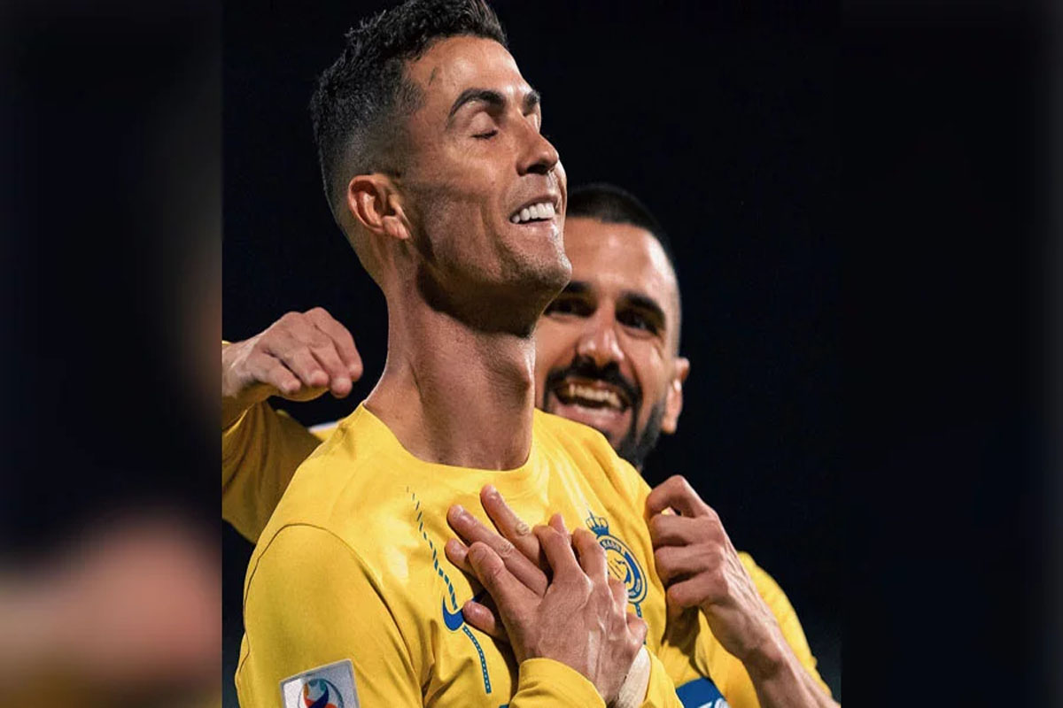 ‘জয়, মাইলফলক’ ছাপিয়ে আলোচনায় রোনালদোর ‘অশালীন অঙ্গভঙ্গি’