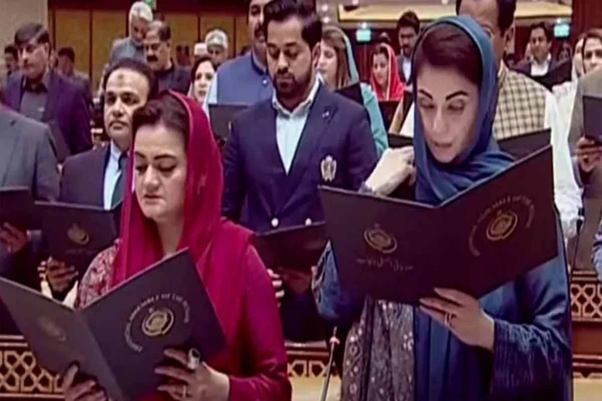 নির্বাচনের পর পাকিস্তানে বসল প্রথম সংসদ