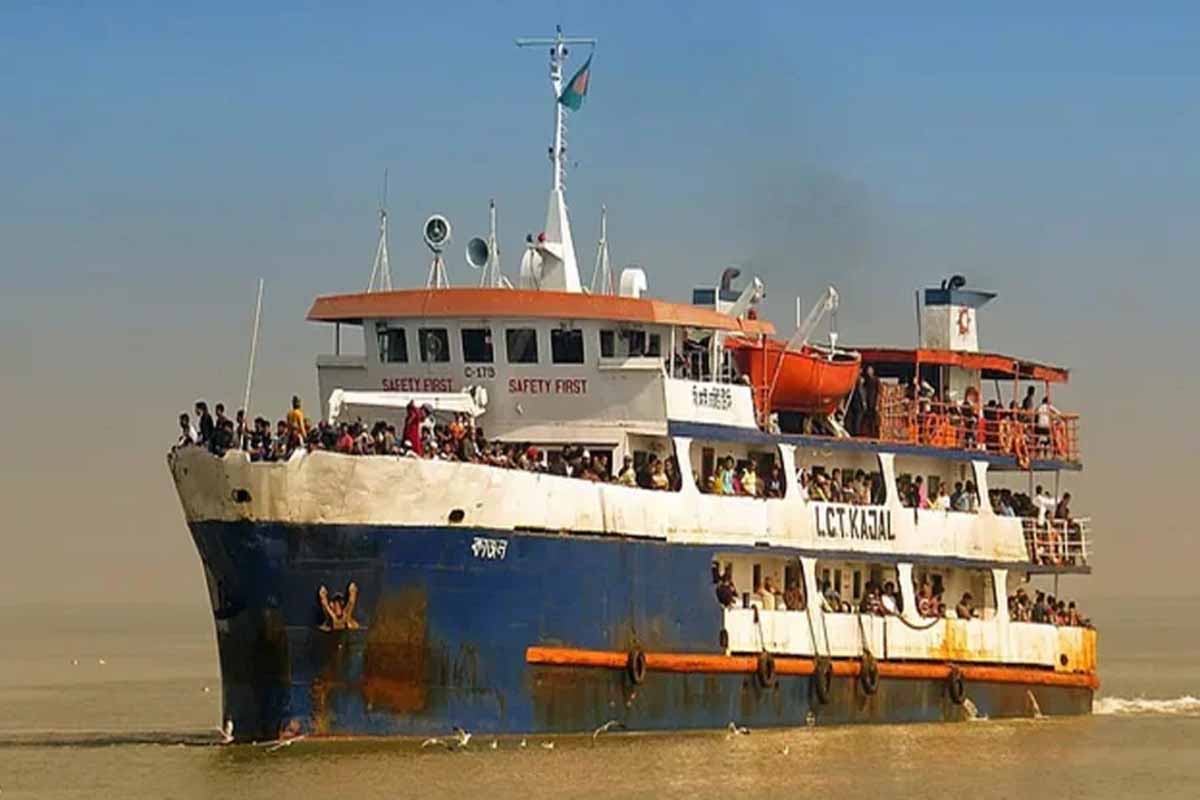 টেকনাফ-সেন্টমার্টিন নৌপথে জাহাজ চলাচলে নিষেধাজ্ঞা