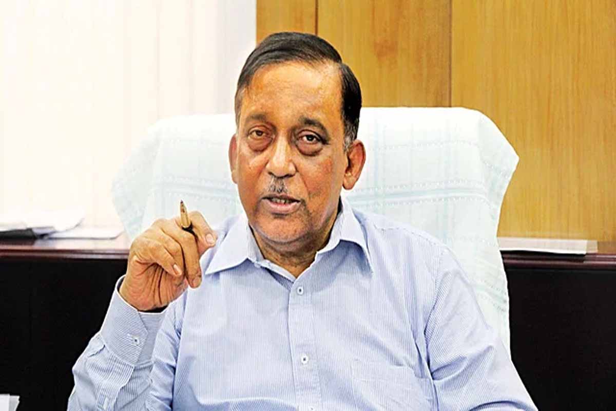 এক বছরে গ্রেপ্তার ১ লাখ ২০ হাজার মাদক ব্যবসায়ী: স্বরাষ্ট্রমন্ত্রী