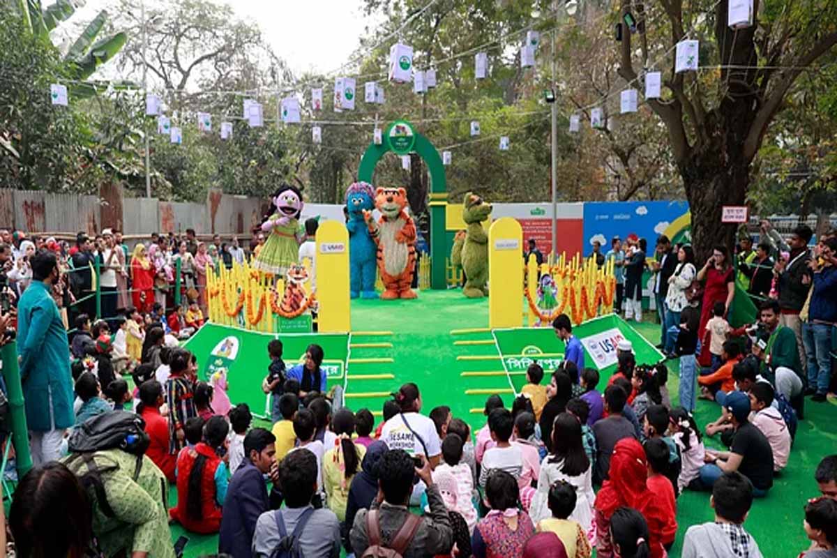 টুকটুকি, ইকরি, শিকু ও হালুমদের সঙ্গে একবেলা