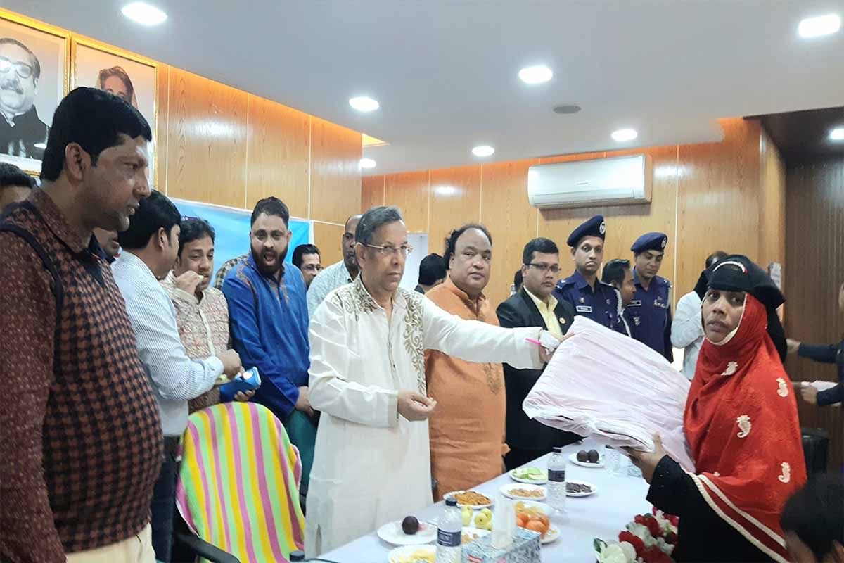 ‘গৃহহীনদের গৃহ দান ও তাদের কর্মসংস্থানের ব্যবস্থা করা হবে’