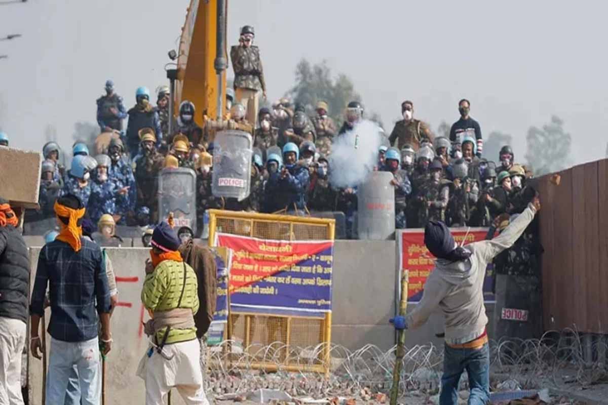 ভারতে কৃষক বিক্ষোভে কাঁদানে গ্যাস নিক্ষেপ