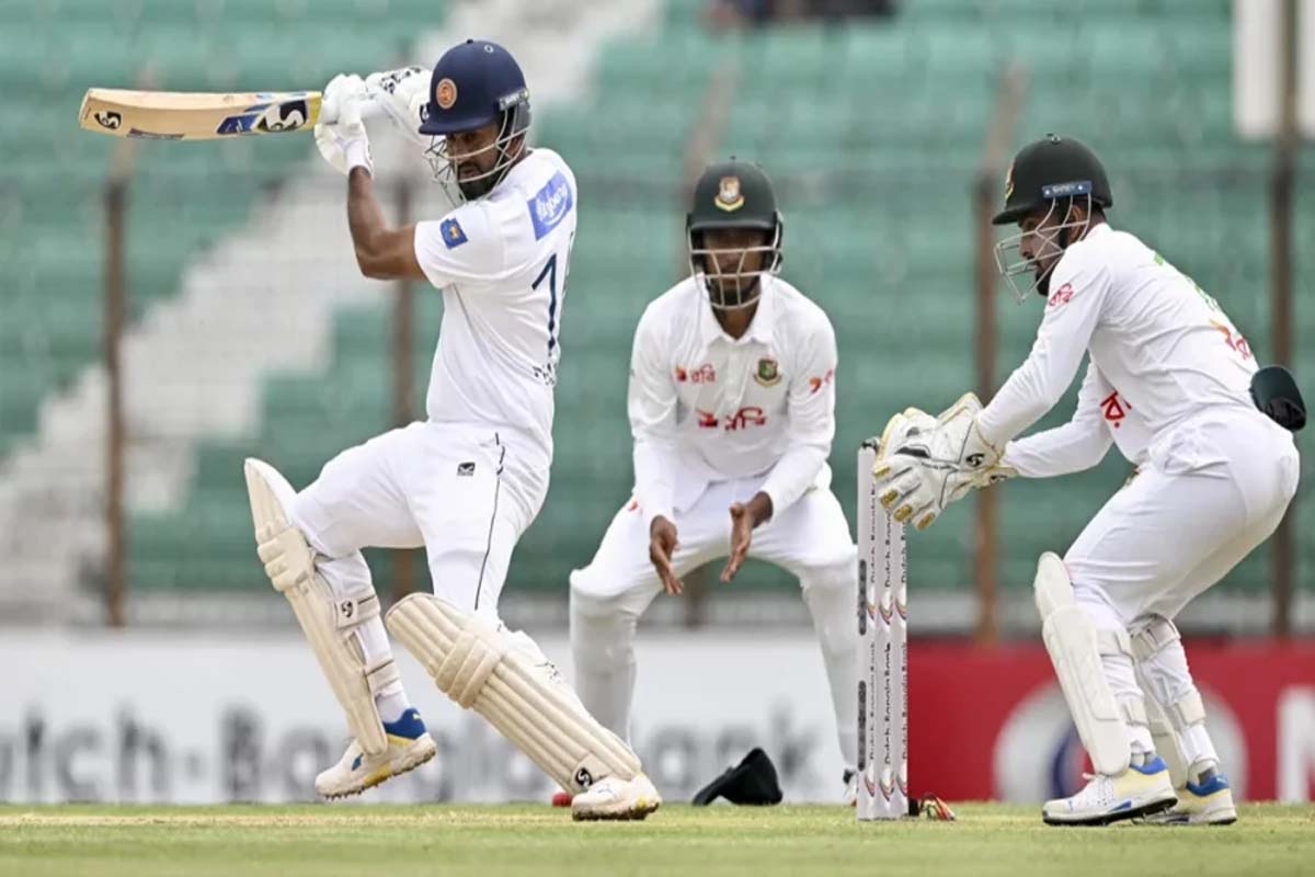 ফিল্ডারদের ব্যর্থতায় প্রথম দিনই ৩০০ পার শ্রীলঙ্কার