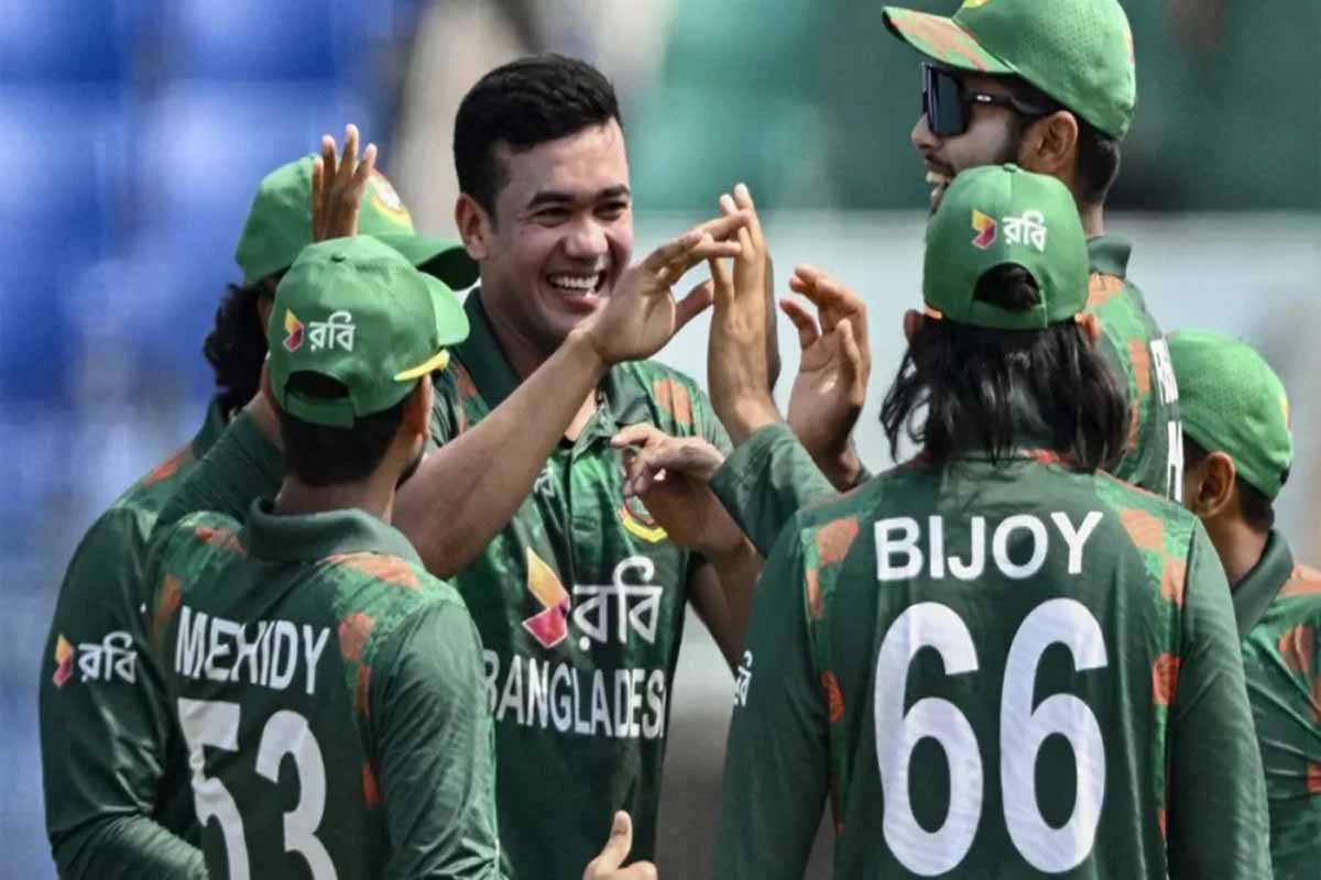 পাওয়ার প্লেতে দুর্দান্ত বাংলাদেশ