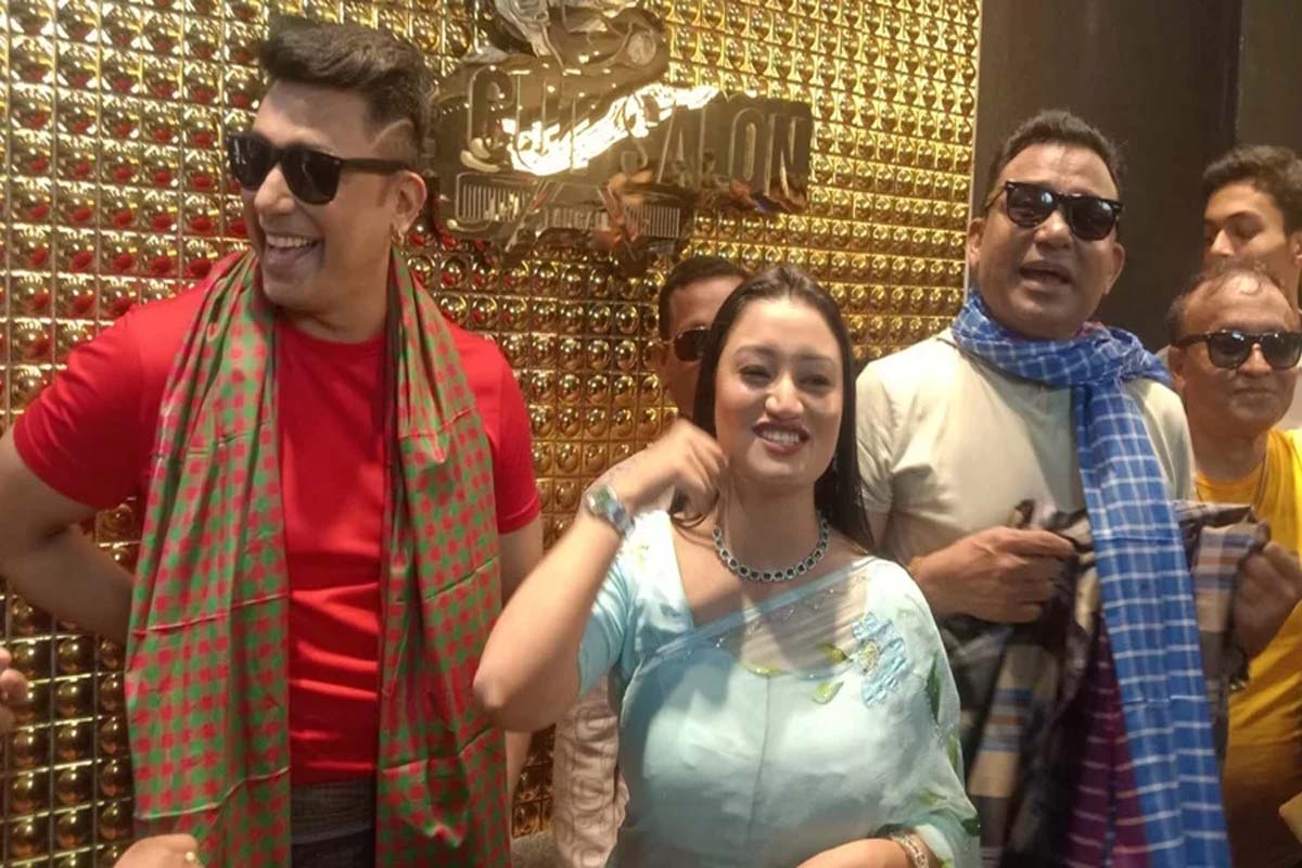 নায়ক থেকে অভিনেতা হওয়ার চেষ্টা করছি :জায়েদ খান