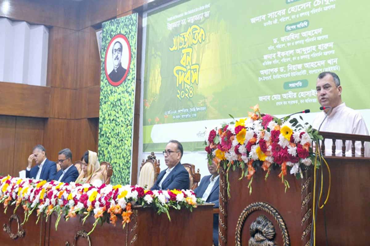 বনের মধ্যে কোনও অবকাঠামো নির্মাণ করা যাবে না: পরিবেশমন্ত্রী