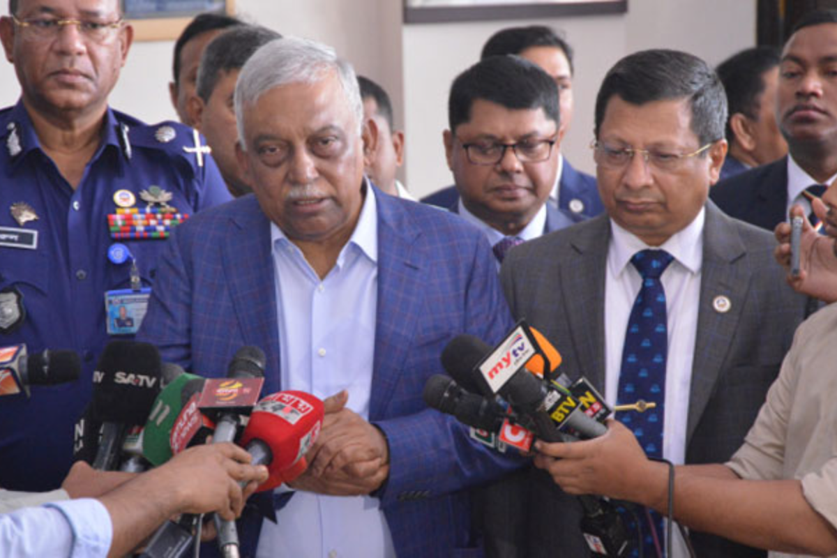 সাইবার অপরাধ মোকাবিলায় দক্ষ পুলিশ গড়তে কাজ করছে সরকার: স্বরাষ্ট্রমন্ত্রী