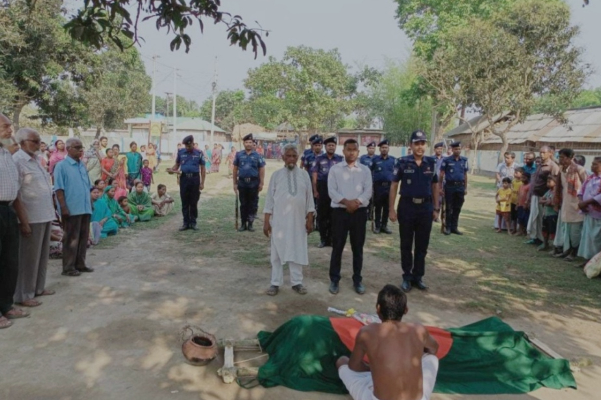 রাষ্ট্রীয় মর্যাদায় বীর মুক্তিযোদ্ধা ভুপাল চন্দ্র রায়ের সৎকার সম্পন্ন