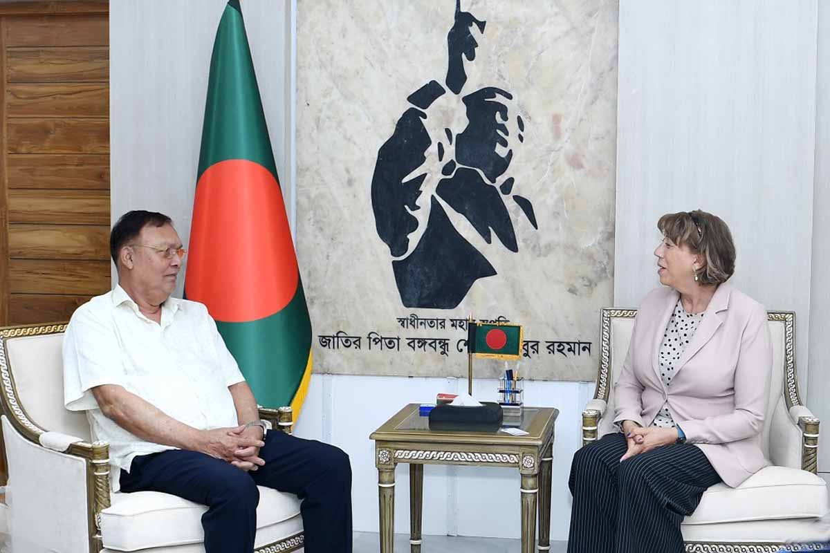 বাংলাদেশ থেকে আম নিতে চায় চীন