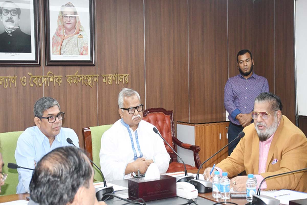 রিক্রুটিং এজেন্সিকে মানবিক হওয়ার আহ্বান প্রতিমন্ত্রীর
