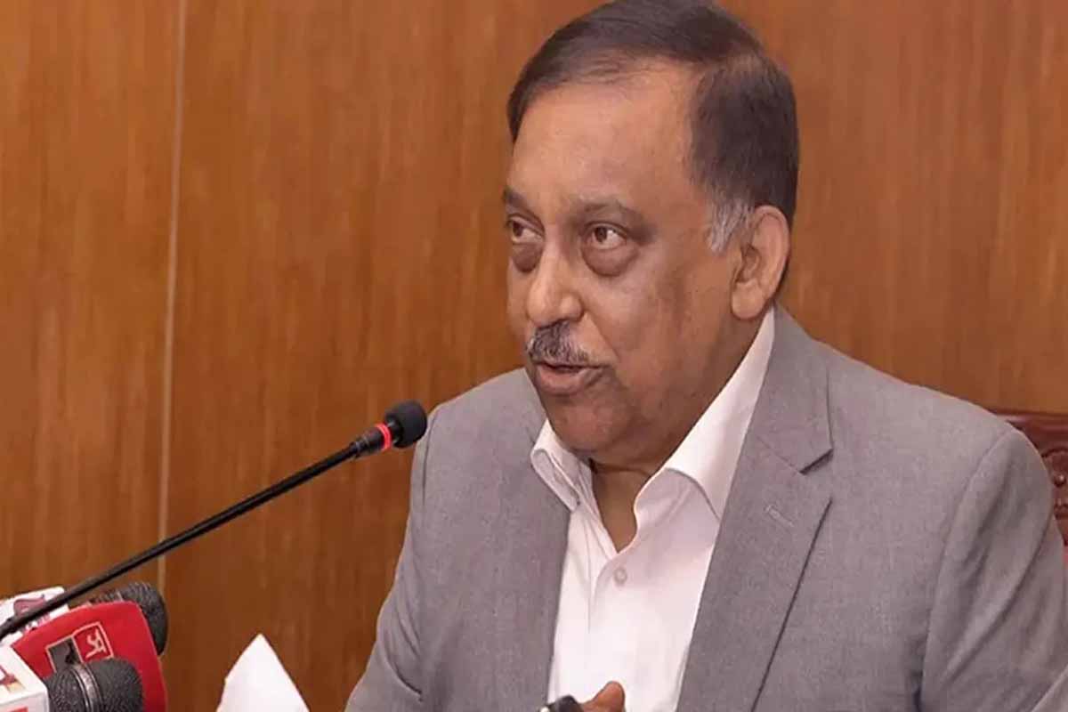 বান্দরবানে অপারেশন চলছে, পুলিশ সেখানে গোলাগুলি করছে : স্বরাষ্ট্রমন্ত্রী