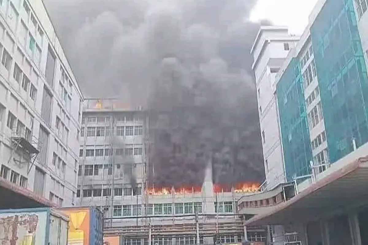 প্রাণের চিপস কারাখানায় আগুন, নারী শ্রমিকের মৃত্যু