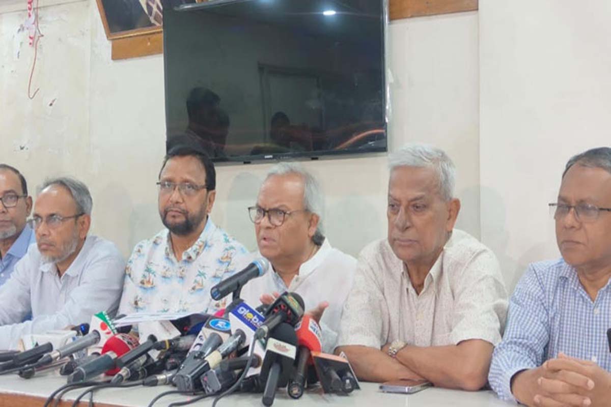 মন্ত্রী-নেতারা জনগণকে প্রতারিত করছে: রিজভী