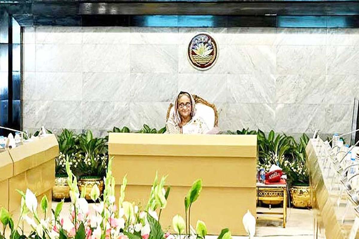 ইরান-ইসরায়েল যুদ্ধের প্রভাব মোকাবিলায় প্রস্তুতি নেয়ার নির্দেশ প্রধানমন্ত্রীর
