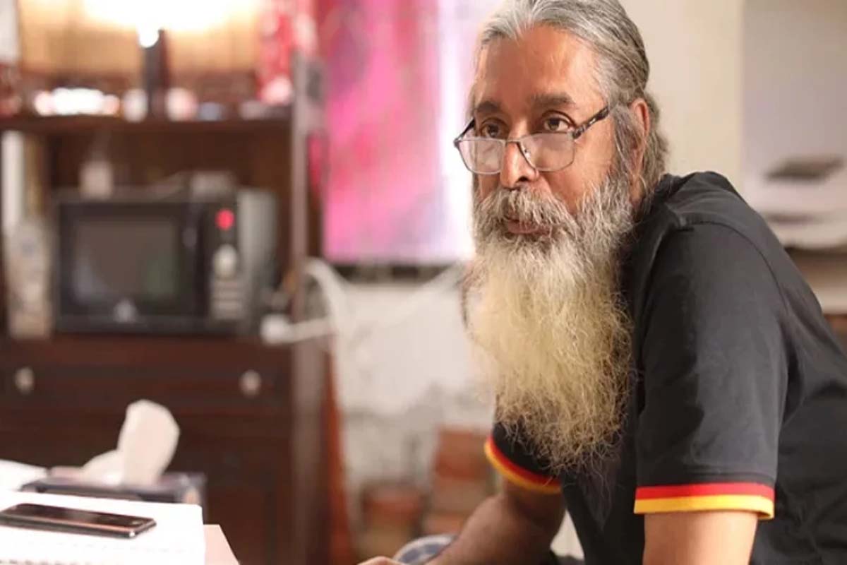 শিল্পী ধ্রুব এষ আইসিইউতে