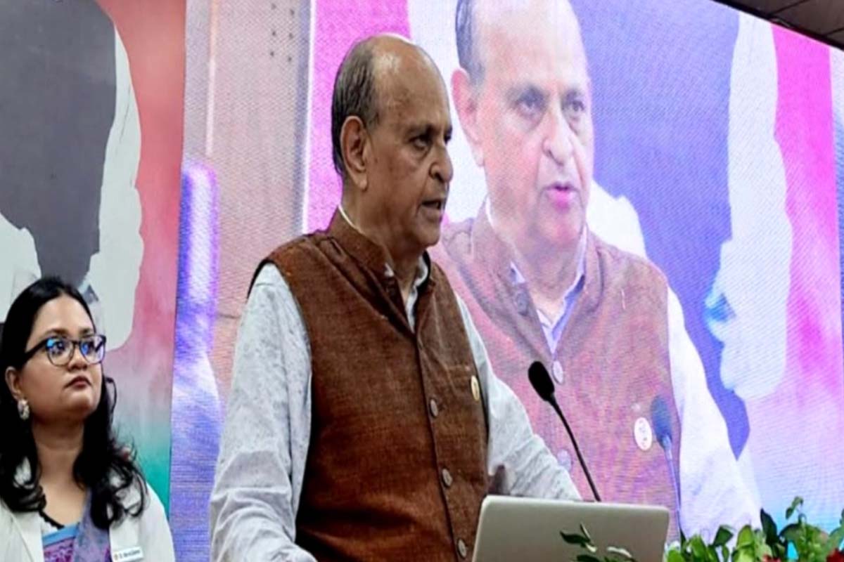 ‘যেভাবেই হোক স্বাস্থ্য সুরক্ষা আইন সংসদে পাস করাব’