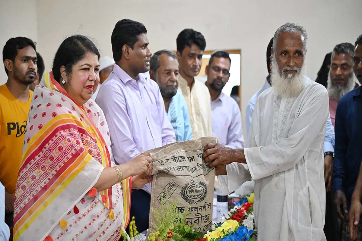 জনসচেতনতাই টেকসই উন্নয়নের পথকে সুগম করতে পারে : স্পিকার