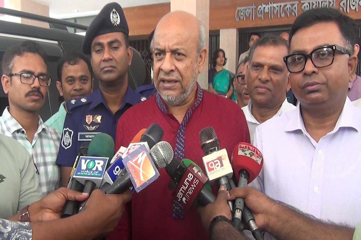 ‘ঈদে ট্রেনে যাত্রীদের কোনো ভোগান্তি নেই’