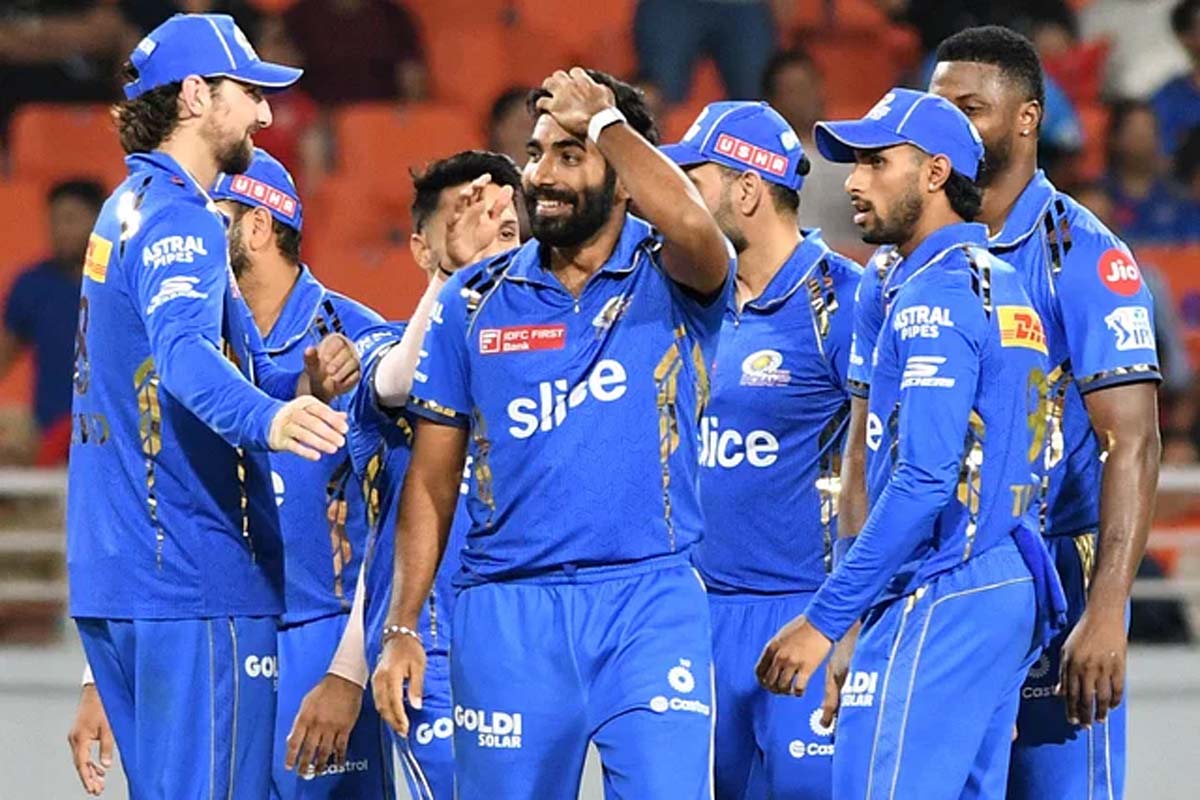 এবার বুমরার ৩ উইকেট, নাটকীয় ম্যাচে মুম্বাইও জিতল ৯ রানে
