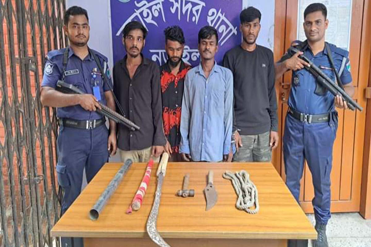 নড়াইলে ডাকাতির প্রস্তুতিকালে ৪ জন গ্রেপ্তার