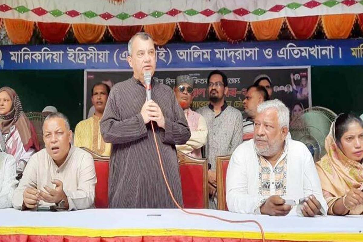 চাঁদাবাজ ও ভূমি দখলকারীদের ছাড় নেই: পরিবেশমন্ত্রী