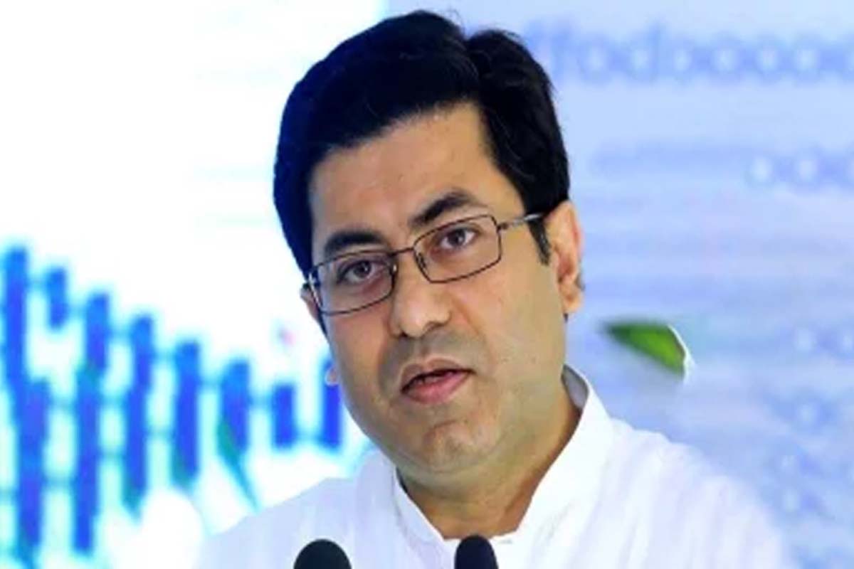 নিহত স্কুলছাত্রের পরিবারের পাশে থাকার আশ্বাস ডিএসসিসির মেয়রের