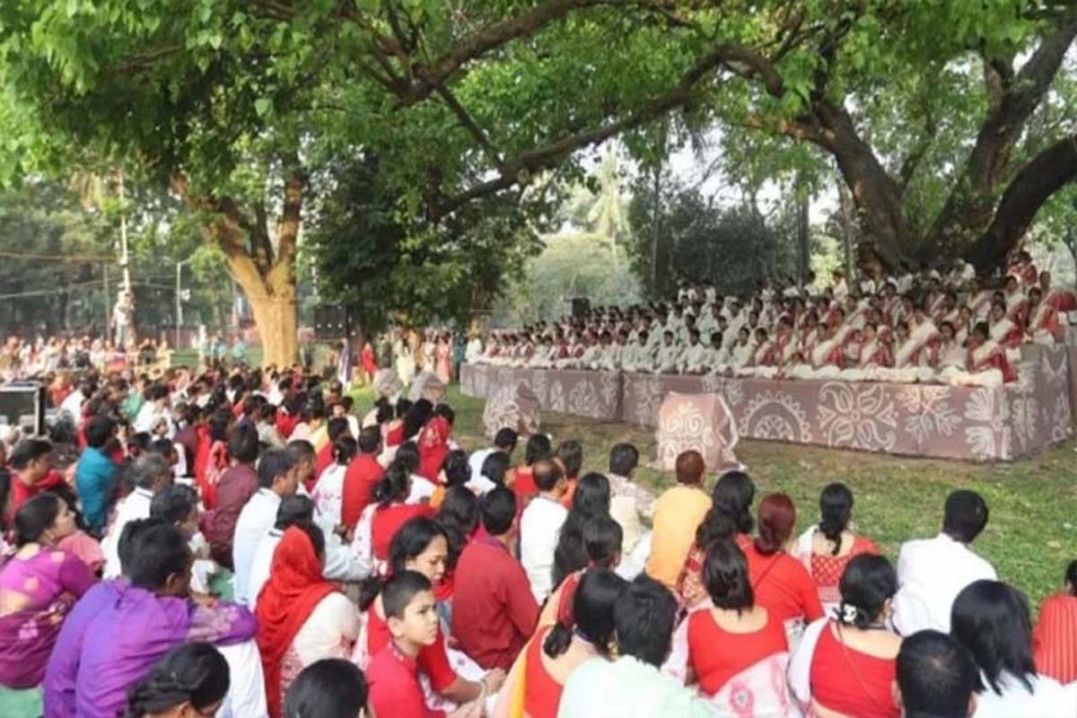 মানুষের জয়গানের মধ্য দিয়ে বাংলা নতুন বছরকে স্বাগত জানাবে ছায়ানট