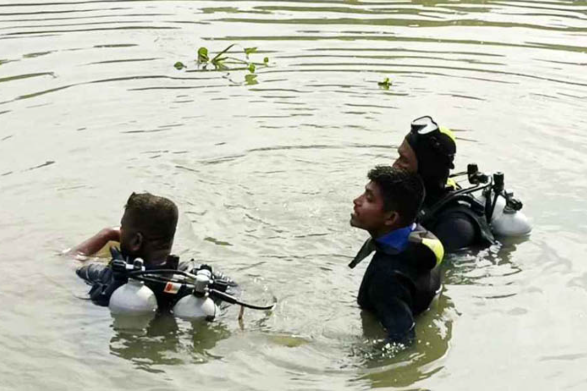 নদীর পাড়ে পড়ে আছে জুতা, খোঁজ নেই জুবাইদার
